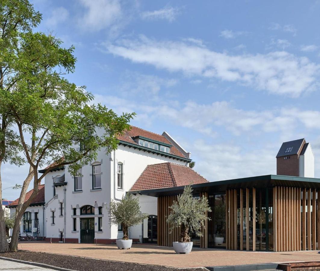 Brasserie Spoorhuis Mijdrecht Buitenkant foto